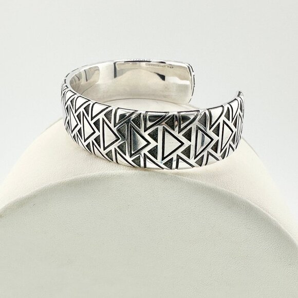 David Yurman Wide Southwest Cuff Bracelet in Sterling Silver - 17mm - Medium - Picture 8 of 13